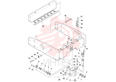 Frame RM13419304 (3)