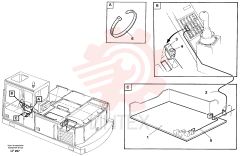 Receptacle housing