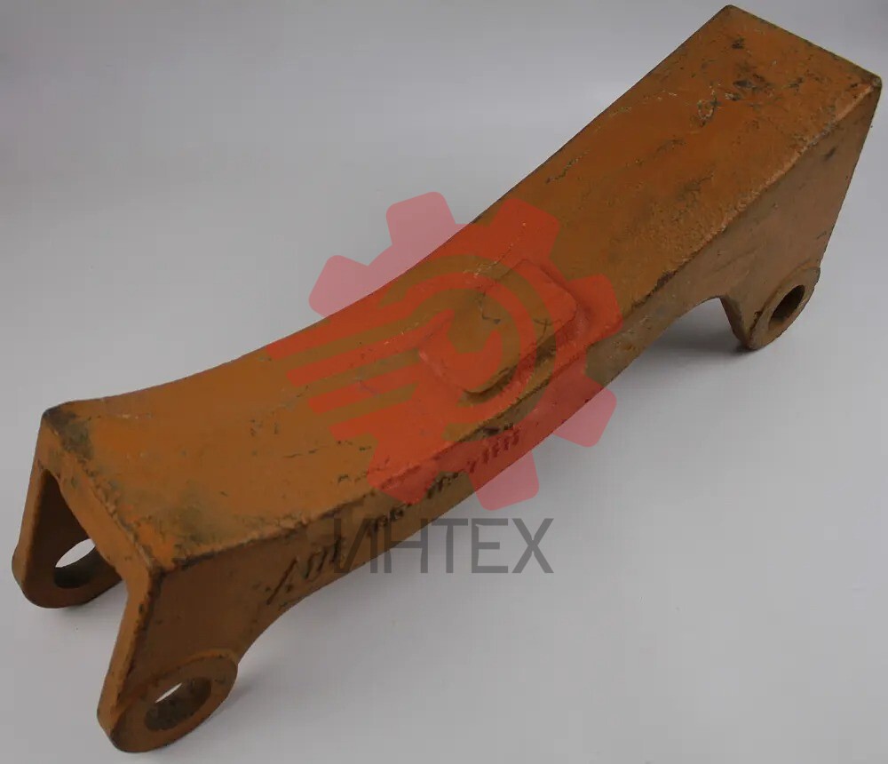 KOMATSU Защита стойки рыхлителя (D375) 195-78-71111